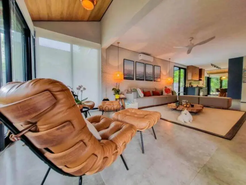 Foto 4 de Casa com 5 quartos à venda, 206m2 em Riviera de São Lourenço, Bertioga - SP