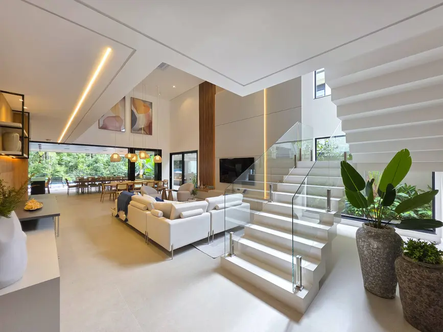 Foto 3 de Casa com 6 quartos à venda, 579m2 em Riviera de São Lourenço, Bertioga - SP