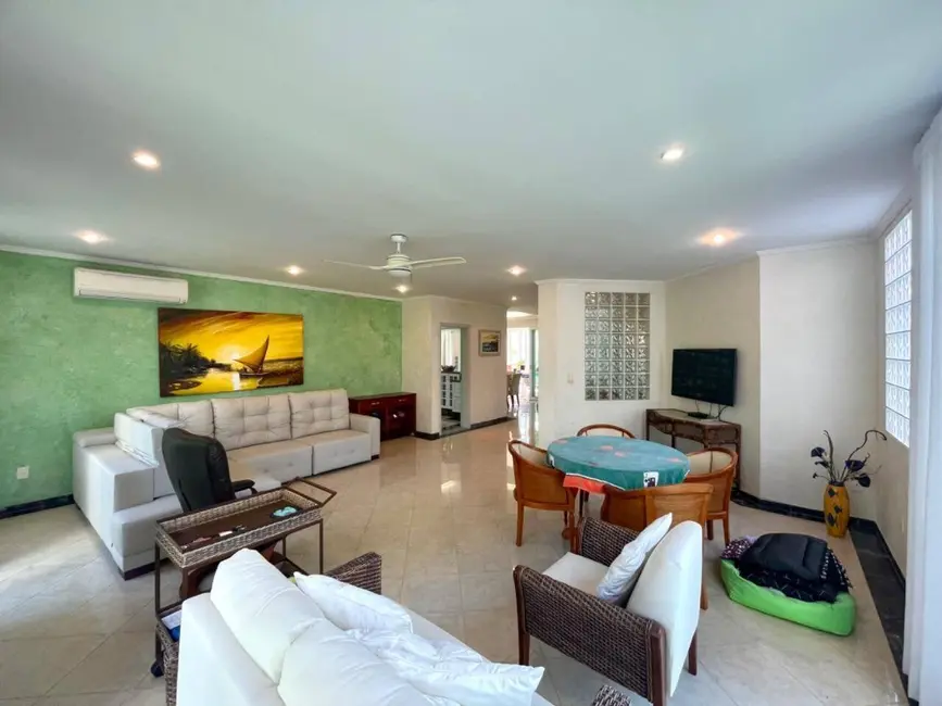 Foto 9 de Casa com 4 quartos à venda, 330m2 em Riviera de São Lourenço, Bertioga - SP