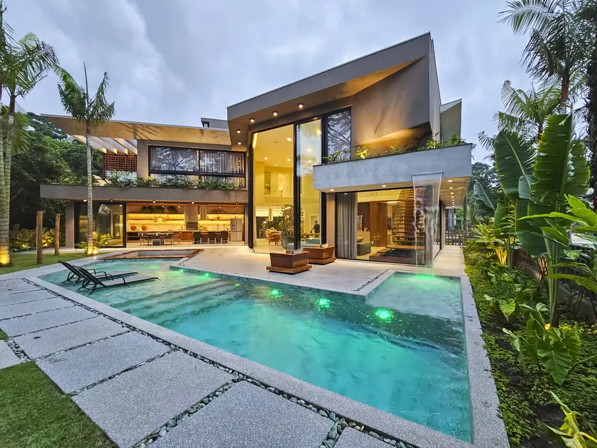 Foto 1 de Casa com 6 quartos à venda, 550m2 em Riviera de São Lourenço, Bertioga - SP