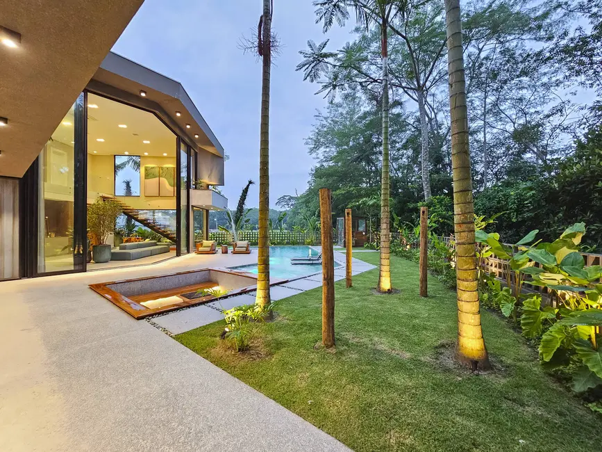 Foto 6 de Casa com 6 quartos à venda, 550m2 em Riviera de São Lourenço, Bertioga - SP