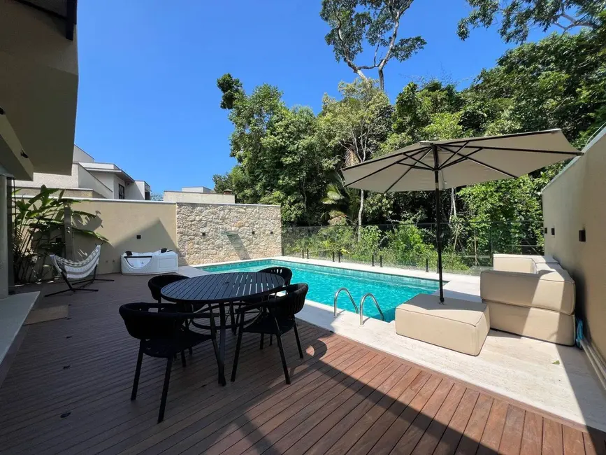 Foto 1 de Casa com 5 quartos à venda, 395m2 em Riviera de São Lourenço, Bertioga - SP