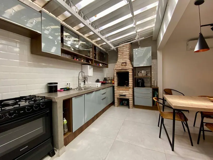 Foto 4 de Casa com 2 quartos à venda, 90m2 em Riviera de São Lourenço, Bertioga - SP