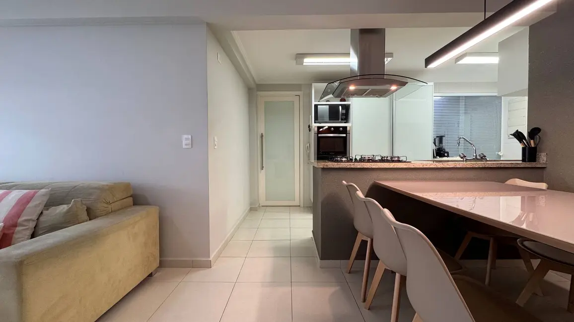 Foto 4 de Apartamento com 3 quartos à venda, 95m2 em Riviera de São Lourenço, Bertioga - SP