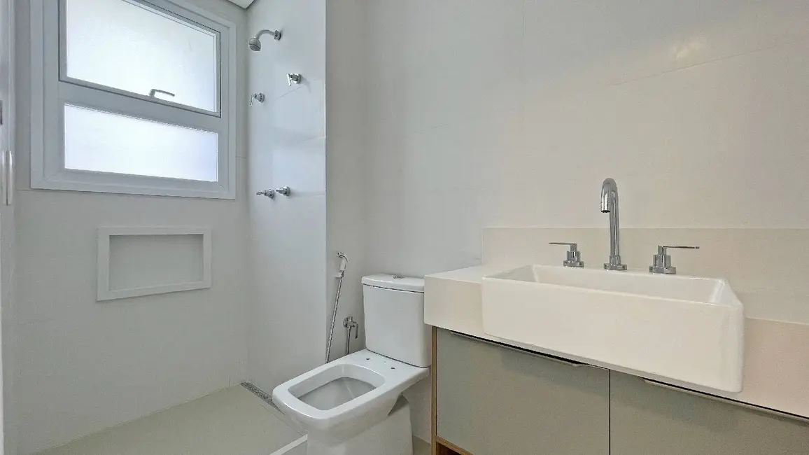 Foto 19 de Apartamento à venda, 133m2 em Riviera de São Lourenço, Bertioga - SP