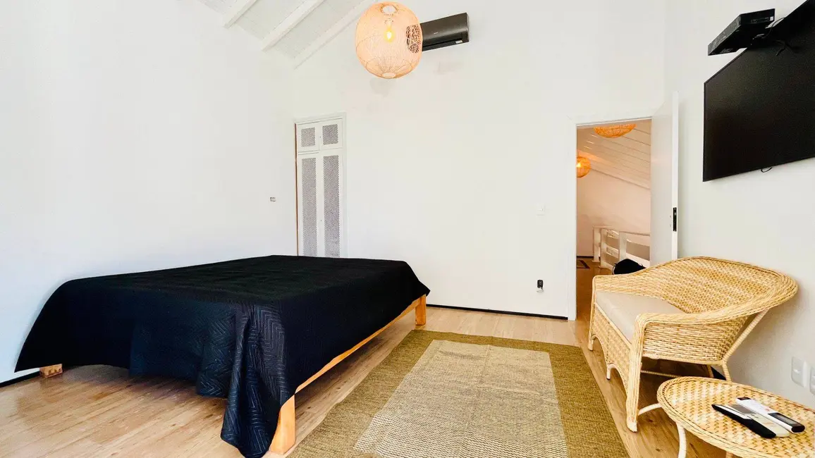 Foto 8 de Casa com 4 quartos à venda, 250m2 em Riviera de São Lourenço, Bertioga - SP