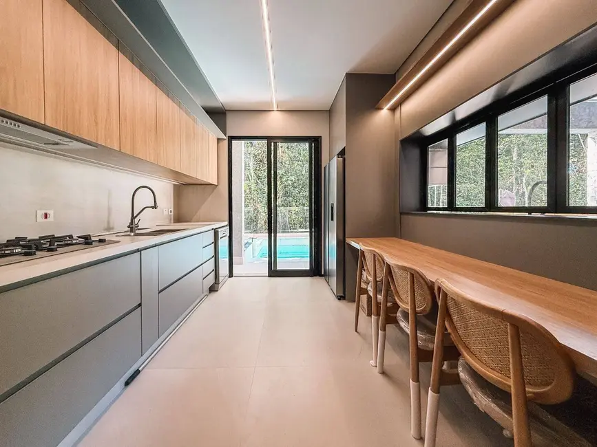 Foto 6 de Casa com 6 quartos à venda, 744m2 em Riviera de São Lourenço, Bertioga - SP