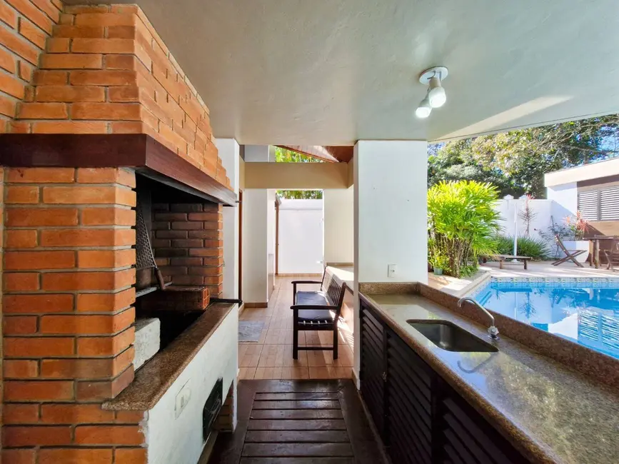 Foto 9 de Casa com 8 quartos à venda, 390m2 em Riviera de São Lourenço, Bertioga - SP