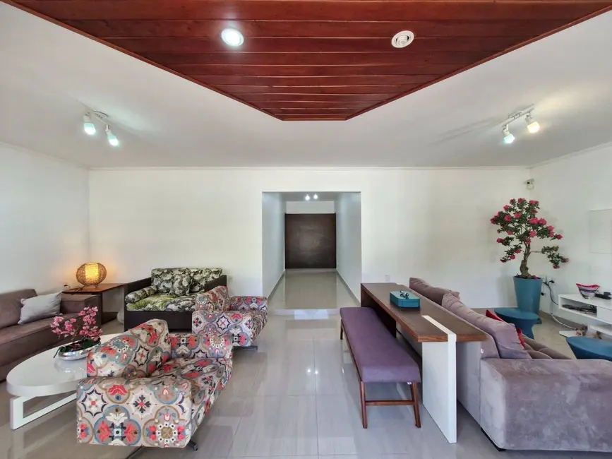 Foto 2 de Casa com 8 quartos à venda, 390m2 em Riviera de São Lourenço, Bertioga - SP