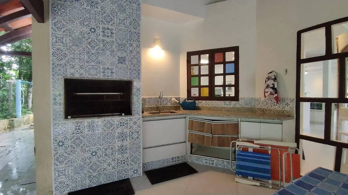 Foto 4 de Casa com 5 quartos à venda, 208m2 em Riviera de São Lourenço, Bertioga - SP