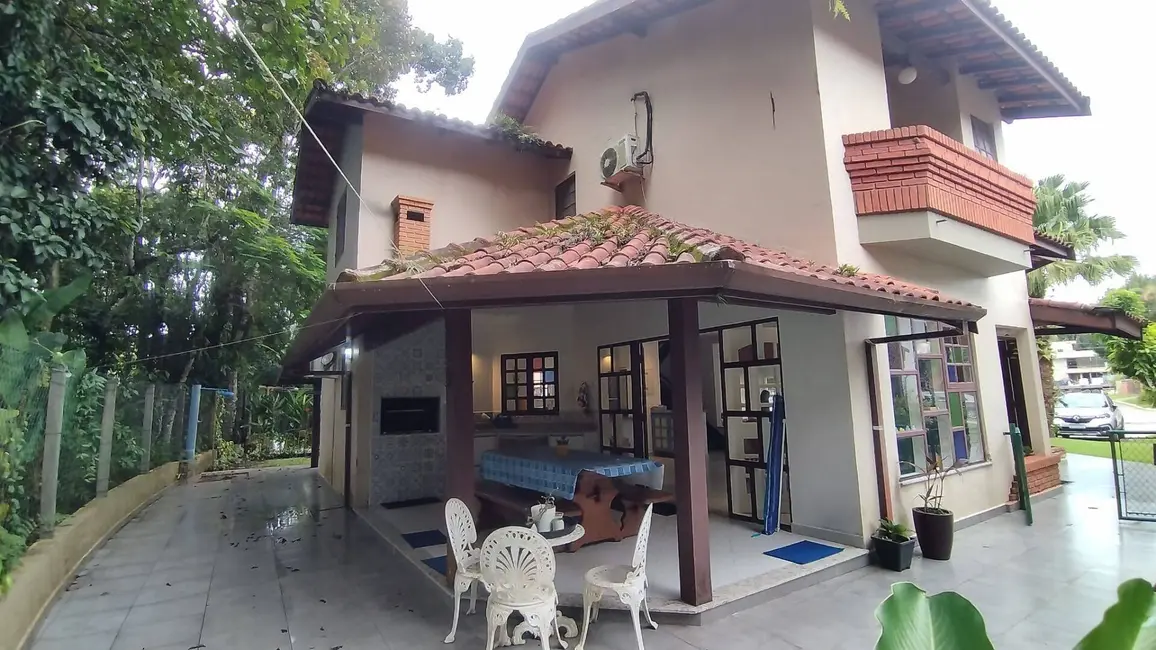 Foto 2 de Casa com 5 quartos à venda, 208m2 em Riviera de São Lourenço, Bertioga - SP