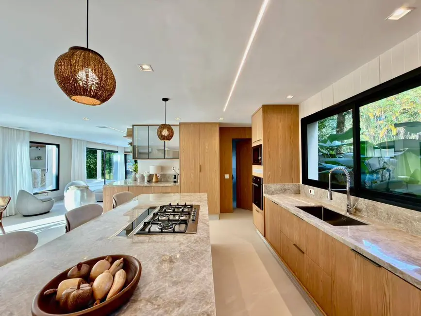 Foto 6 de Casa com 6 quartos à venda, 401m2 em Riviera de São Lourenço, Bertioga - SP