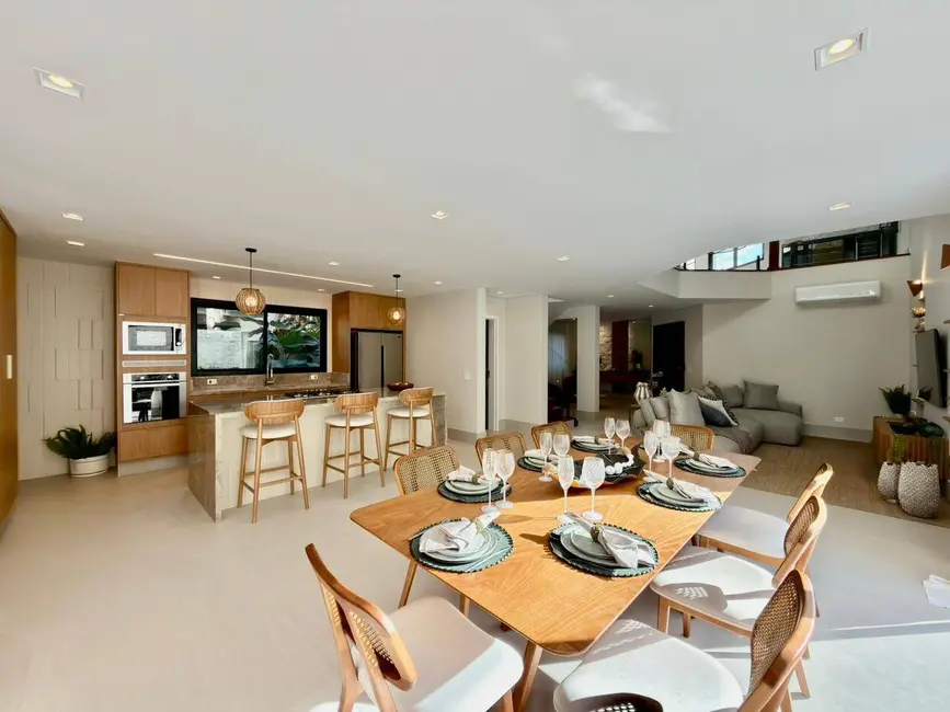 Foto 5 de Casa com 6 quartos à venda, 401m2 em Riviera de São Lourenço, Bertioga - SP
