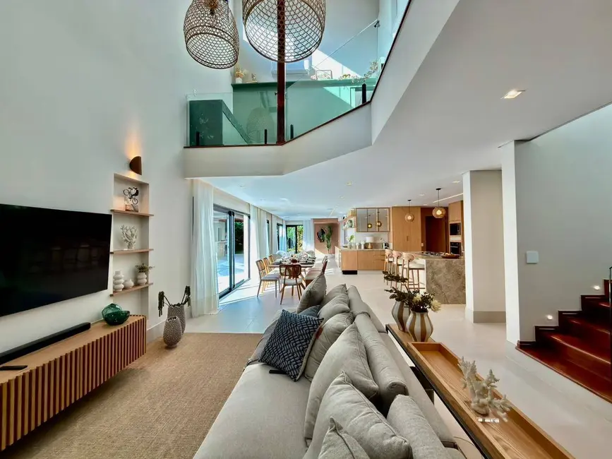 Foto 3 de Casa com 6 quartos à venda, 401m2 em Riviera de São Lourenço, Bertioga - SP