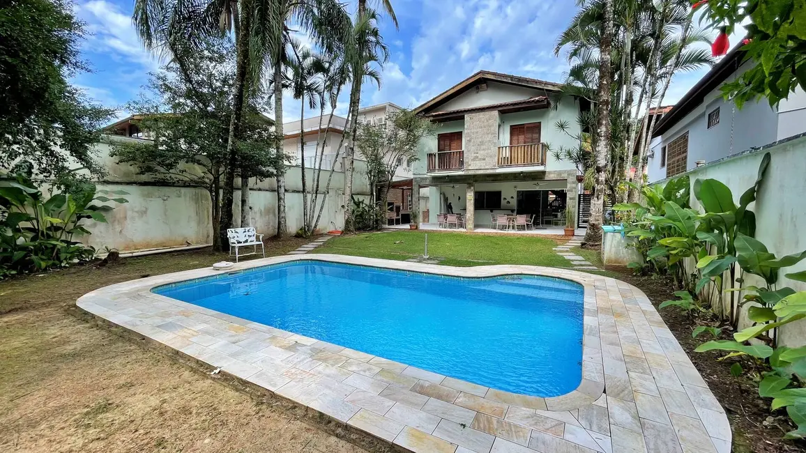 Casa com 5 quartos à venda, 276m2 em Riviera de São Lourenço, Bertioga - SP - imagem 7 Foto 7 de Casa com 5 quartos à venda, 276m2 em Riviera de São Lourenço, Bertioga - SP