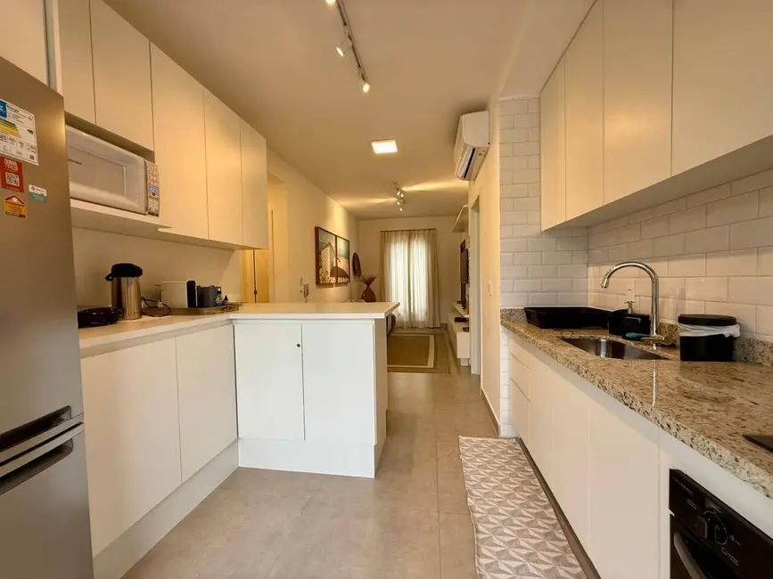 Foto 2 de Casa com 2 quartos à venda, 69m2 em Riviera de São Lourenço, Bertioga - SP