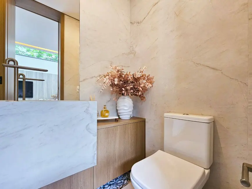 Casa com 6 quartos à venda, 530m2 em Riviera de São Lourenço, Bertioga - SP - imagem 6 Foto 6 de Casa com 6 quartos à venda, 530m2 em Riviera de São Lourenço, Bertioga - SP