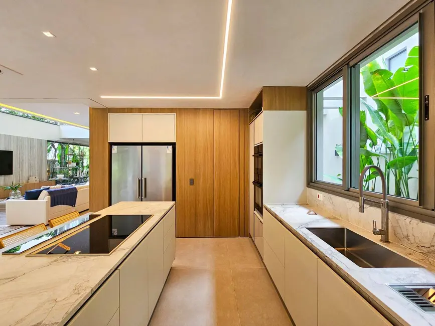 Casa com 6 quartos à venda, 530m2 em Riviera de São Lourenço, Bertioga - SP - imagem 9 Foto 9 de Casa com 6 quartos à venda, 530m2 em Riviera de São Lourenço, Bertioga - SP