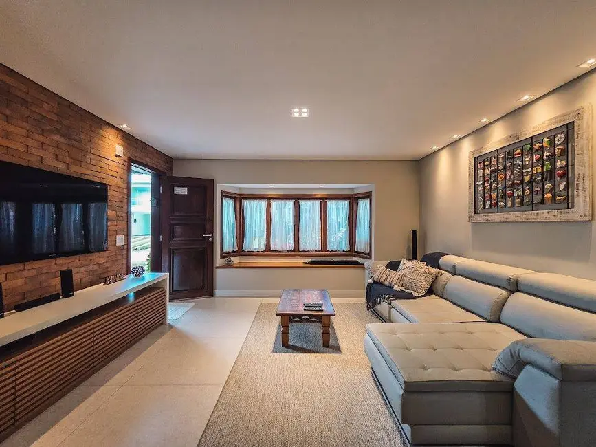 Foto 3 de Casa com 4 quartos à venda, 309m2 em Riviera de São Lourenço, Bertioga - SP