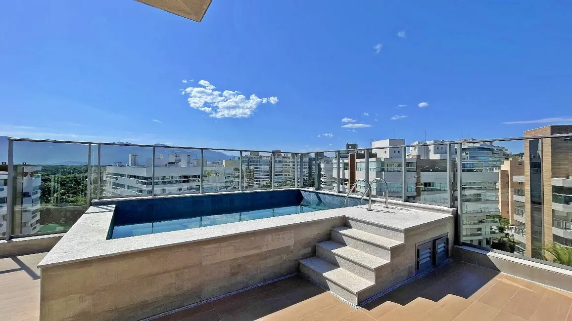 Cobertura com 4 quartos à venda, 256m2 em Riviera de São Lourenço, Bertioga - SP - imagem 3 Foto 3 de Cobertura com 4 quartos à venda, 256m2 em Riviera de São Lourenço, Bertioga - SP