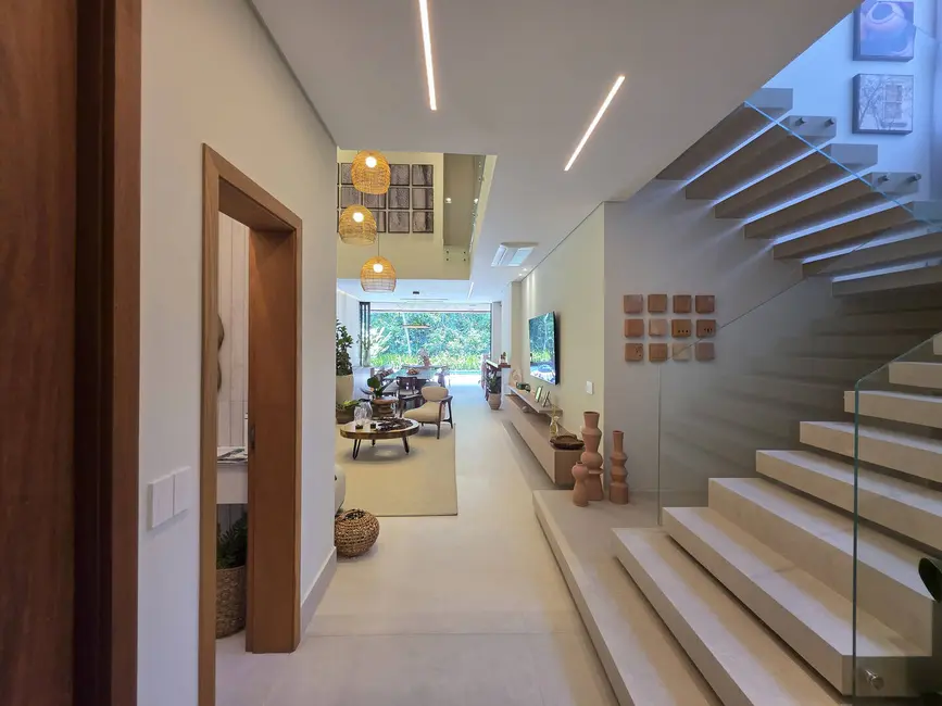Foto 2 de Casa com 5 quartos à venda, 357m2 em Riviera de São Lourenço, Bertioga - SP