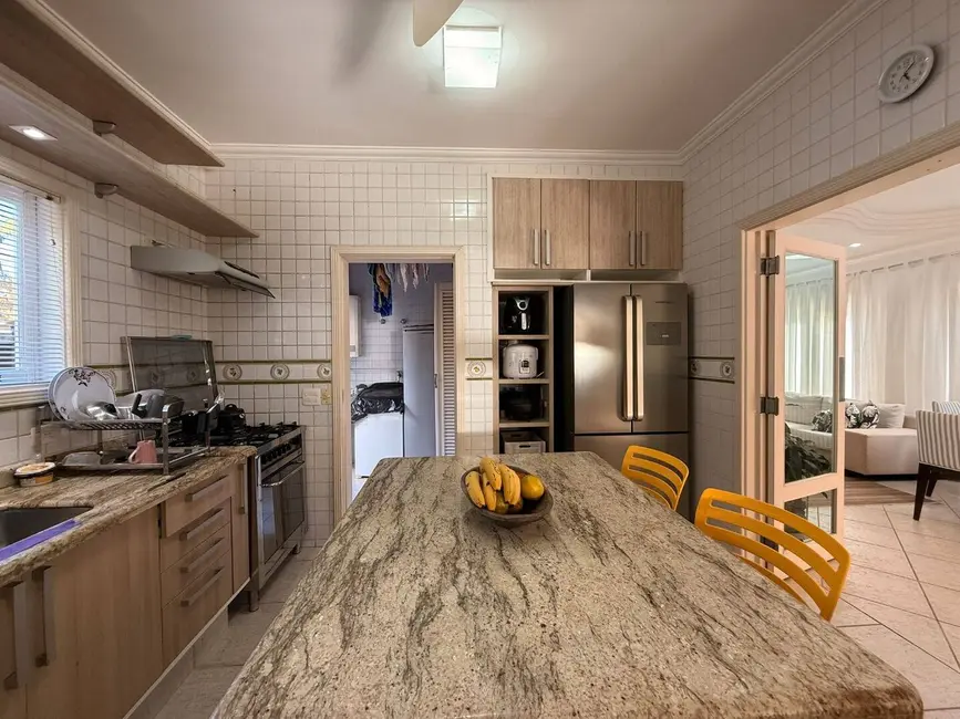 Casa com 4 quartos à venda, 259m2 em Riviera de São Lourenço, Bertioga - SP - imagem 9 Foto 9 de Casa com 4 quartos à venda, 259m2 em Riviera de São Lourenço, Bertioga - SP