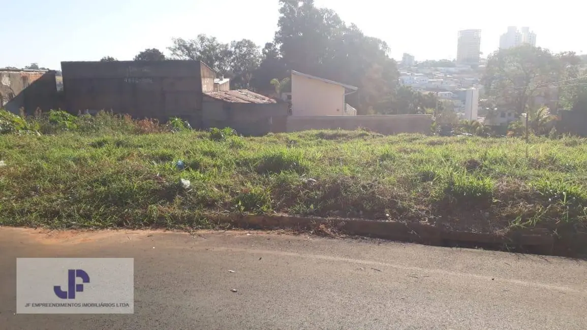 Foto 1 de Terreno / Lote à venda, 462m2 em Jardim Palos Verdes, Botucatu - SP