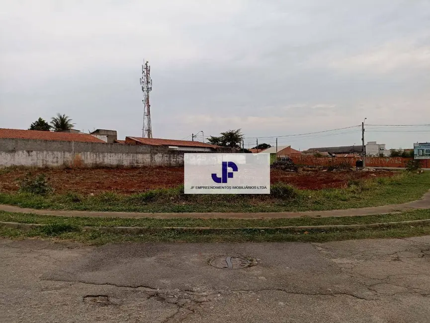 Foto 1 de Terreno / Lote à venda, 126m2 em Lopes de Oliveira, Sorocaba - SP