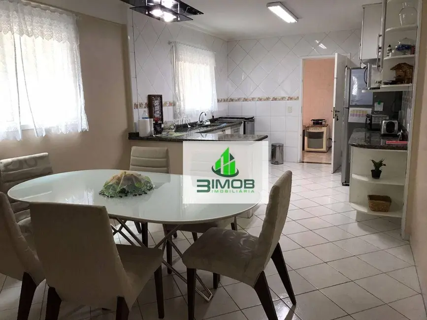 Sobrado com 3 quartos à venda, 180m2 em Vila Dom Pedro II, São Paulo - SP - imagem 6 Foto 6 de Sobrado com 3 quartos à venda, 180m2 em Vila Dom Pedro II, São Paulo - SP