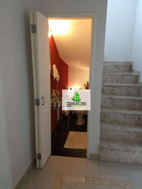 Sobrado com 2 quartos à venda, 102m2 em Jardim Japão, São Paulo - SP - imagem 2 Foto 2 de Sobrado com 2 quartos à venda, 102m2 em Jardim Japão, São Paulo - SP