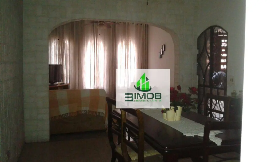 Casa com 6 quartos para alugar, 184m2 em Vila Guilherme, São Paulo - SP - imagem 6 Foto 6 de Casa com 6 quartos para alugar, 184m2 em Vila Guilherme, São Paulo - SP