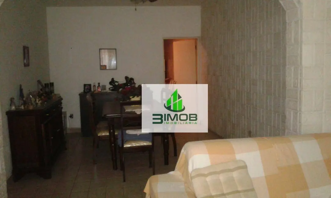Casa com 6 quartos para alugar, 184m2 em Vila Guilherme, São Paulo - SP - imagem 5 Foto 5 de Casa com 6 quartos para alugar, 184m2 em Vila Guilherme, São Paulo - SP
