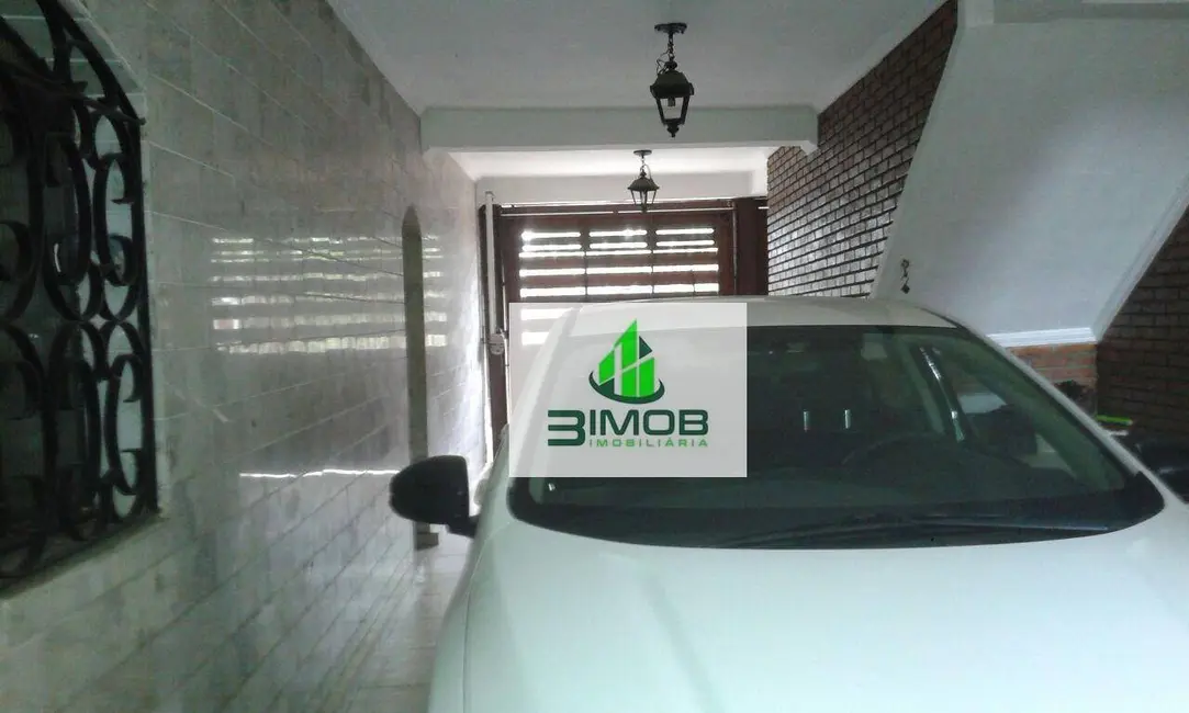 Casa com 6 quartos para alugar, 184m2 em Vila Guilherme, São Paulo - SP - imagem 3 Foto 3 de Casa com 6 quartos para alugar, 184m2 em Vila Guilherme, São Paulo - SP