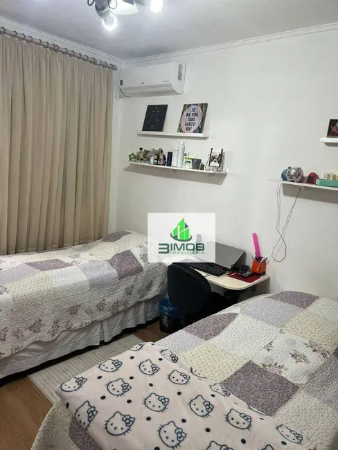 Sobrado com 4 quartos à venda, 174m2 em Vila Medeiros, São Paulo - SP - imagem 7 Foto 7 de Sobrado com 4 quartos à venda, 174m2 em Vila Medeiros, São Paulo - SP