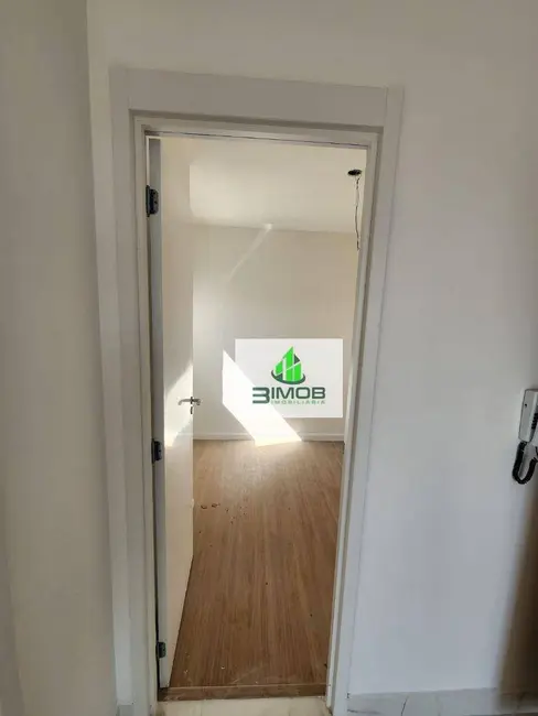 Apartamento com 2 quartos à venda e para alugar, 45m2 em Vila Maria Alta, São Paulo - SP - imagem 3 Foto 3 de Apartamento com 2 quartos à venda e para alugar, 45m2 em Vila Maria Alta, São Paulo - SP