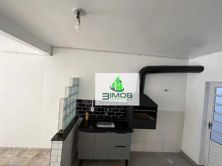 Sobrado com 3 quartos para alugar, 140m2 em Vila Paulicéia, São Paulo - SP - imagem 5 Foto 5 de Sobrado com 3 quartos para alugar, 140m2 em Vila Paulicéia, São Paulo - SP