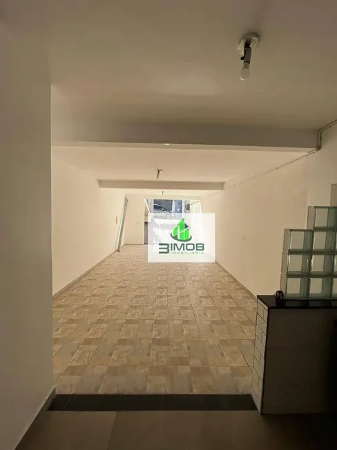 Sobrado com 3 quartos para alugar, 140m2 em Vila Paulicéia, São Paulo - SP - imagem 4 Foto 4 de Sobrado com 3 quartos para alugar, 140m2 em Vila Paulicéia, São Paulo - SP