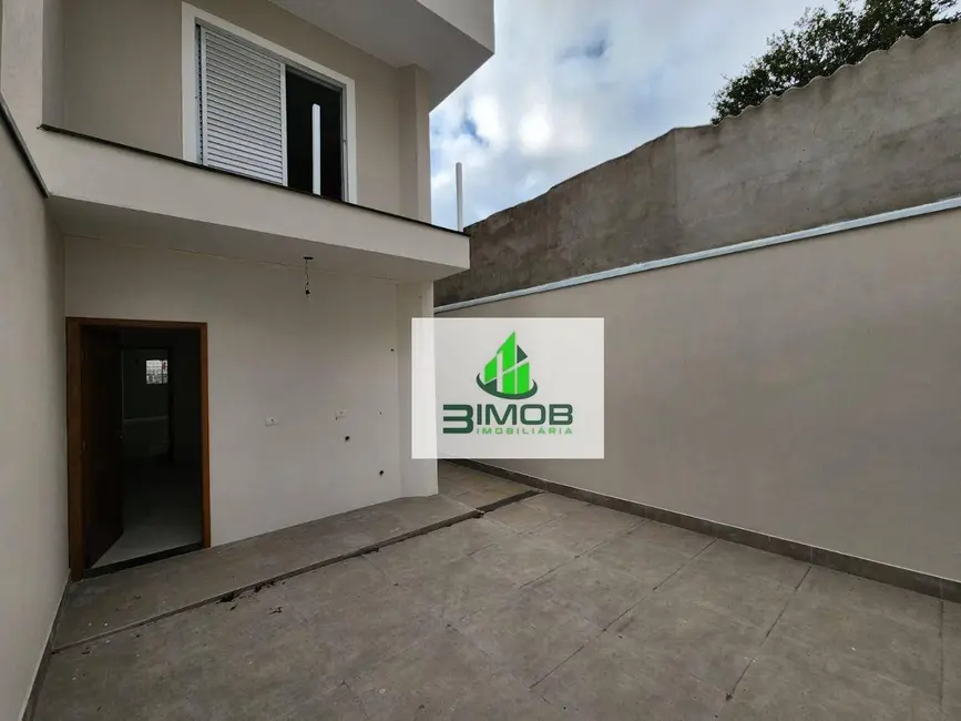 Sobrado com 3 quartos à venda, 140m2 em Vila Barros, Guarulhos - SP - imagem 3 Foto 3 de Sobrado com 3 quartos à venda, 140m2 em Vila Barros, Guarulhos - SP