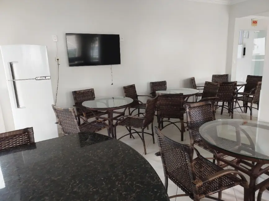 Apartamento com 2 quartos à venda, 75m2 em Centro, Balneario Camboriu - SC - imagem 4 Foto 4 de Apartamento com 2 quartos à venda, 75m2 em Centro, Balneario Camboriu - SC