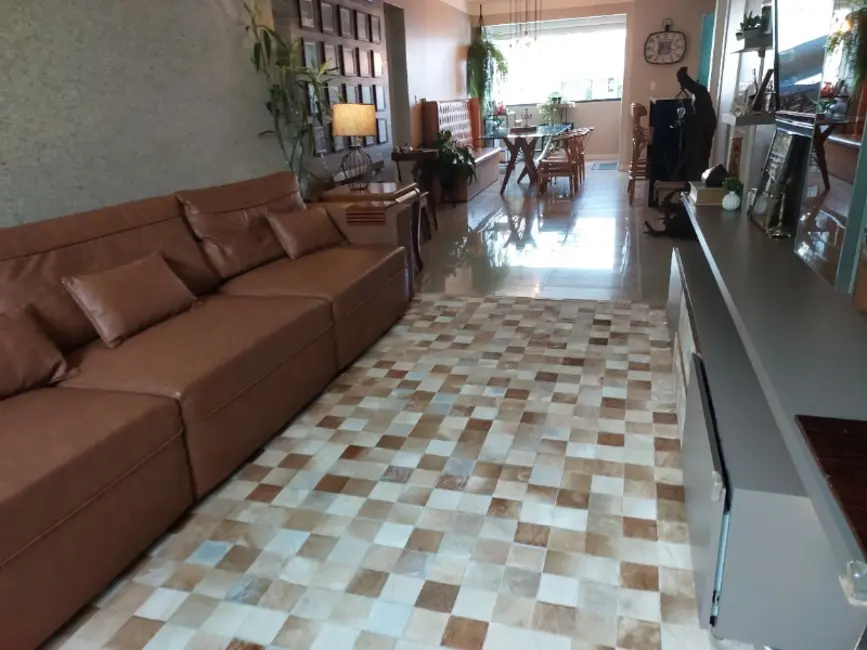 Apartamento com 2 quartos à venda, 102m2 em Centro, Balneario Camboriu - SC - imagem 5 Foto 5 de Apartamento com 2 quartos à venda, 102m2 em Centro, Balneario Camboriu - SC