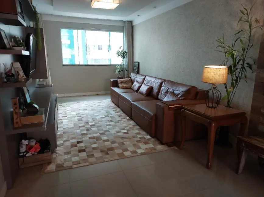 Apartamento com 2 quartos à venda, 102m2 em Centro, Balneario Camboriu - SC - imagem 7 Foto 7 de Apartamento com 2 quartos à venda, 102m2 em Centro, Balneario Camboriu - SC