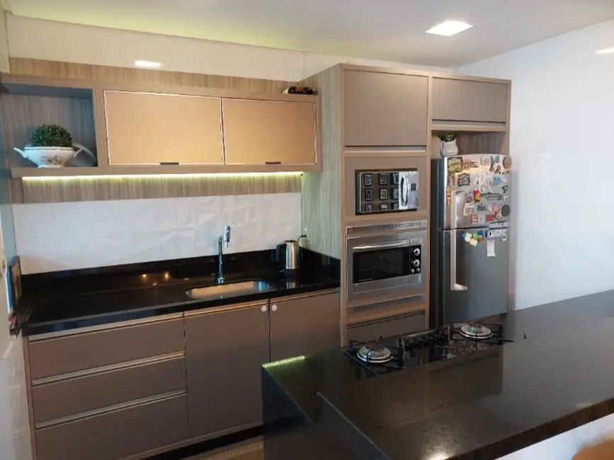 Apartamento com 2 quartos à venda, 102m2 em Centro, Balneario Camboriu - SC - imagem 3 Foto 3 de Apartamento com 2 quartos à venda, 102m2 em Centro, Balneario Camboriu - SC