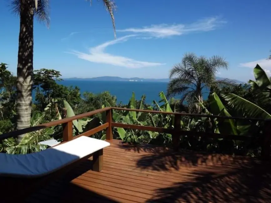 Terreno / Lote à venda, 2800m2 em Praia do Estaleirinho, Balneario Camboriu - SC - imagem 7 Foto 7 de Terreno / Lote à venda, 2800m2 em Praia do Estaleirinho, Balneario Camboriu - SC