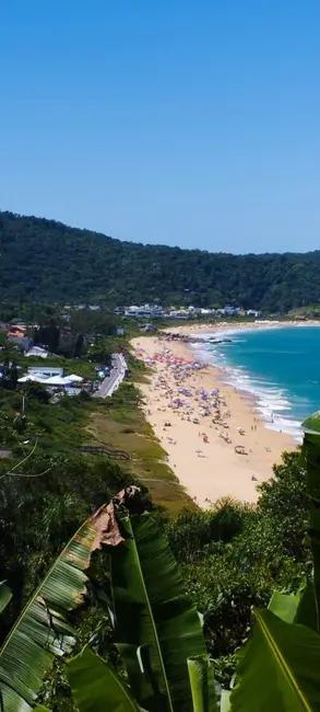 Foto 2 de Terreno / Lote à venda, 2800m2 em Praia do Estaleirinho, Balneario Camboriu - SC