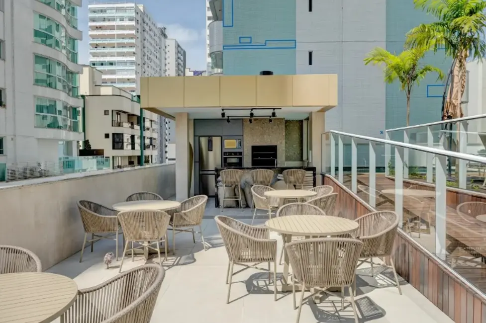 Apartamento com 3 quartos à venda, 118m2 em Centro, Balneario Camboriu - SC - imagem 2 Foto 2 de Apartamento com 3 quartos à venda, 118m2 em Centro, Balneario Camboriu - SC