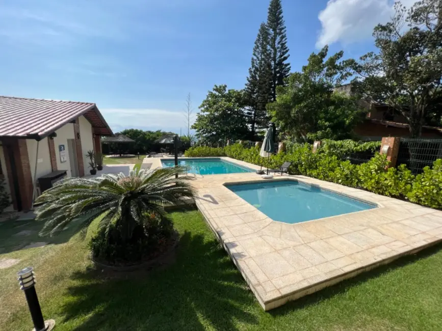 Foto 6 de Casa de Condomínio com 2 quartos à venda, 130m2 em Praia do Estaleirinho, Balneario Camboriu - SC