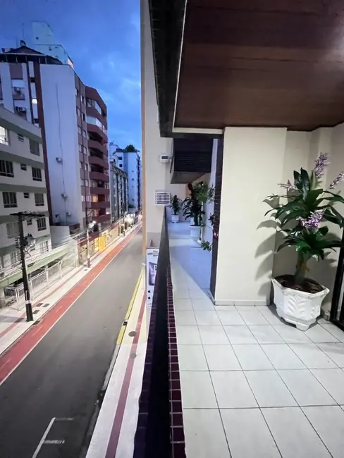 Apartamento com 3 quartos à venda, 116m2 em Centro, Balneario Camboriu - SC - imagem 1 Foto 1 de Apartamento com 3 quartos à venda, 116m2 em Centro, Balneario Camboriu - SC