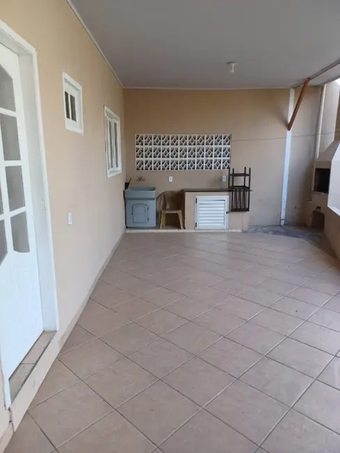 Casa com 2 quartos à venda, 90m2 em Tabuleiro (Monte Alegre), Camboriu - SC - imagem 3 Foto 3 de Casa com 2 quartos à venda, 90m2 em Tabuleiro (Monte Alegre), Camboriu - SC