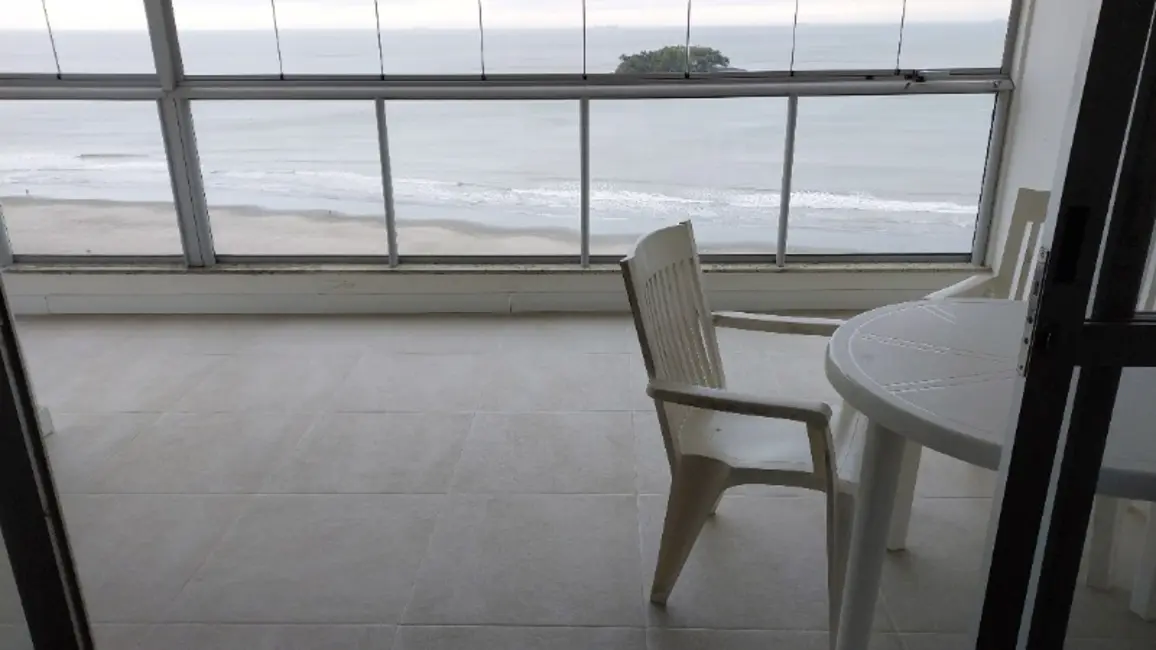 Apartamento com 4 quartos para alugar, 150m2 em Centro, Balneario Camboriu - SC - imagem 6 Foto 6 de Apartamento com 4 quartos para alugar, 150m2 em Centro, Balneario Camboriu - SC