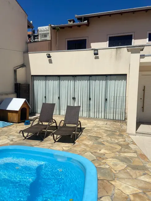 Foto 9 de Sobrado com 2 quartos à venda, 280m2 em Centro, Camboriu - SC